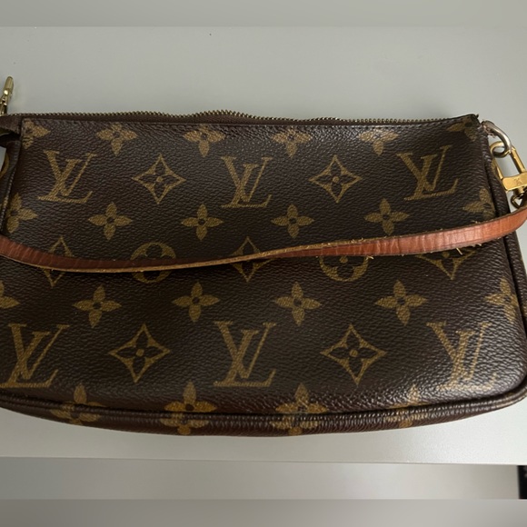 💯 Authentic Louis Vuitton Pochette - Picture 6 of 7